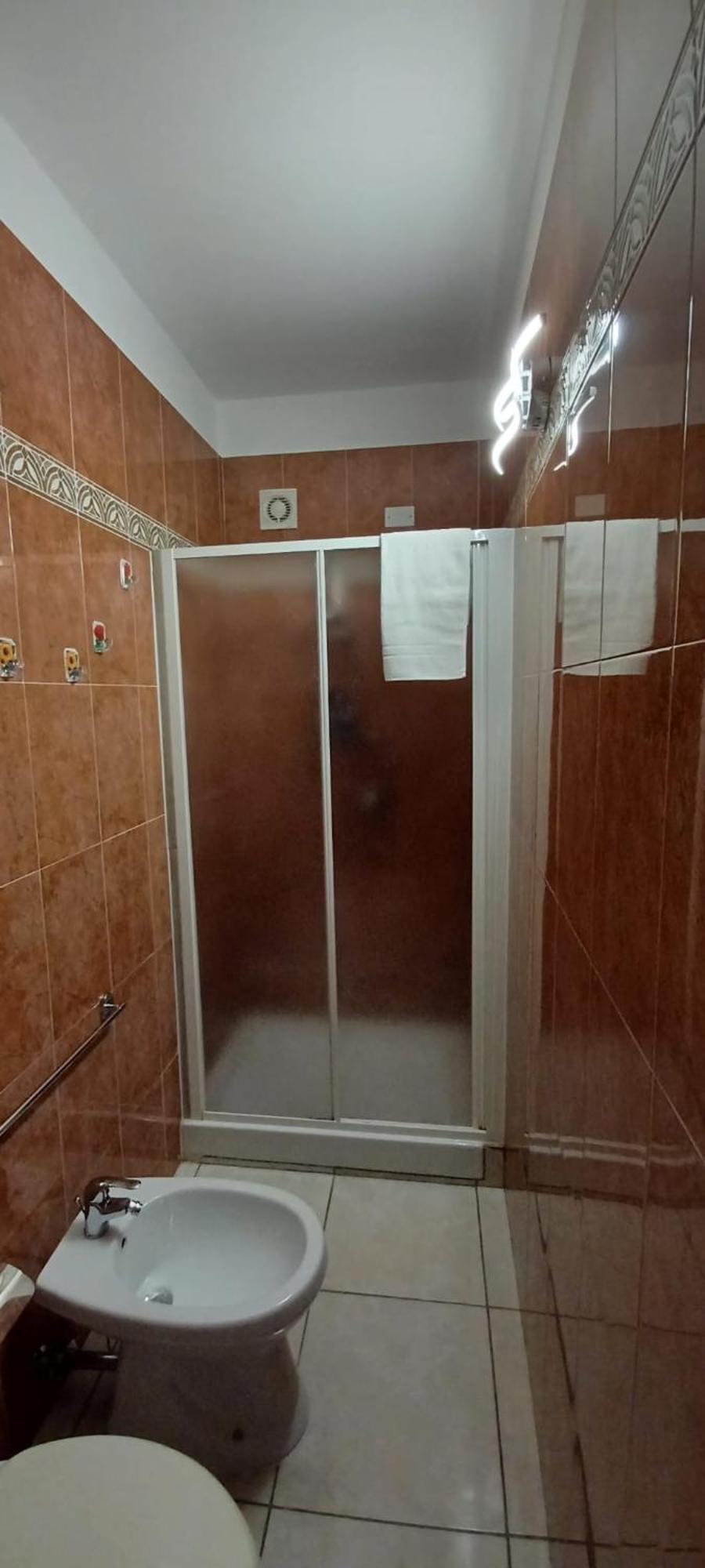 B&B La Ninfa Del Lago Лезіна Екстер'єр фото